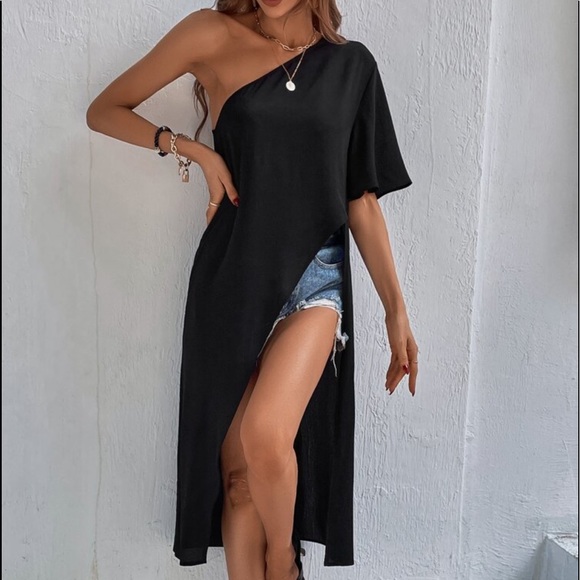 Tops - Boho Black Plain One Shoulder Asymmetrical Hem Blouse
